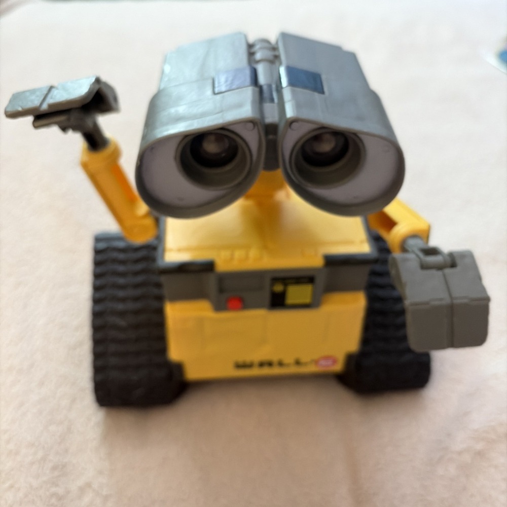 Disney Pixar HELLO WALL-E Robot with Lights & Sounds - NO Remote